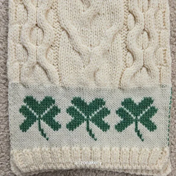 Aran Woolen Mills Merino Wool Scarf with Shamrocks Ireland - Picture 7 of 10